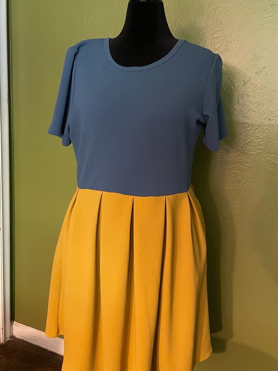 LuLaRoe Dresses & Skirts - LuLaRoe Two-Tone Blue and Yellow Fit & Flare Mini Dress
